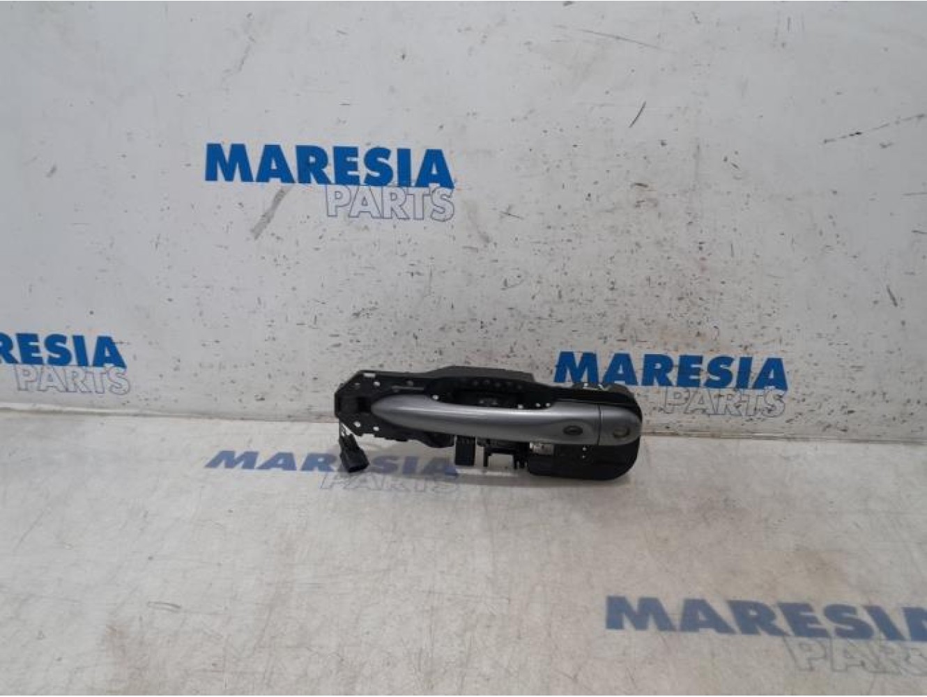 Renault - Grand Scenic - Door handle 4-door, front left