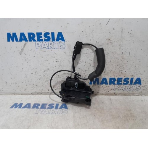 Renault - Grand Scenic - Front door lock mechanism 4-door, right