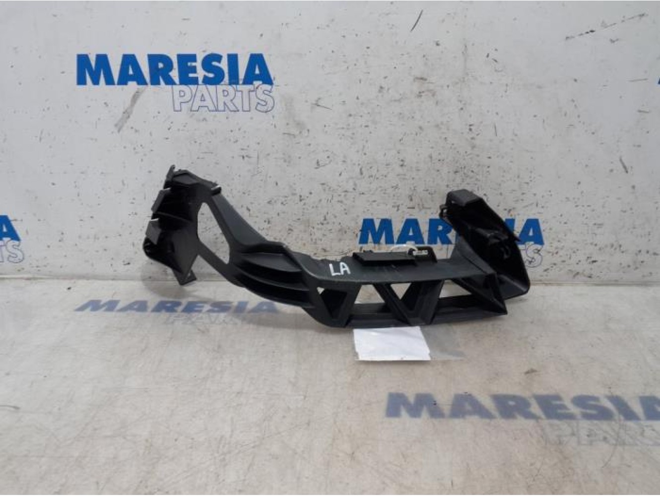 Peugeot - 207 - Support pare-chocs arrière gauche