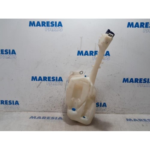 Alfa Romeo - 159 - Front windscreen washer reservoir