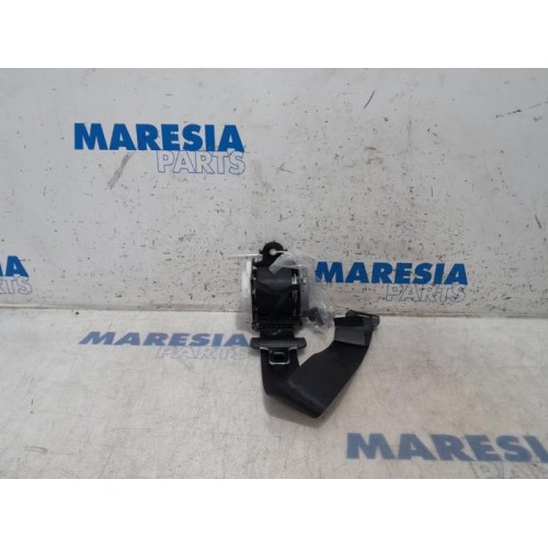 Renault - Captur - Rear seatbelt, right
