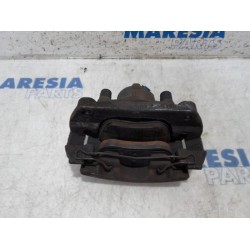 Renault - Captur - Front brake calliper, right