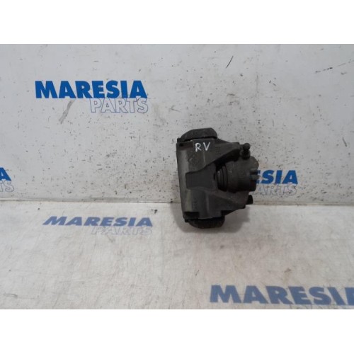 Renault - Captur - Front brake calliper, right