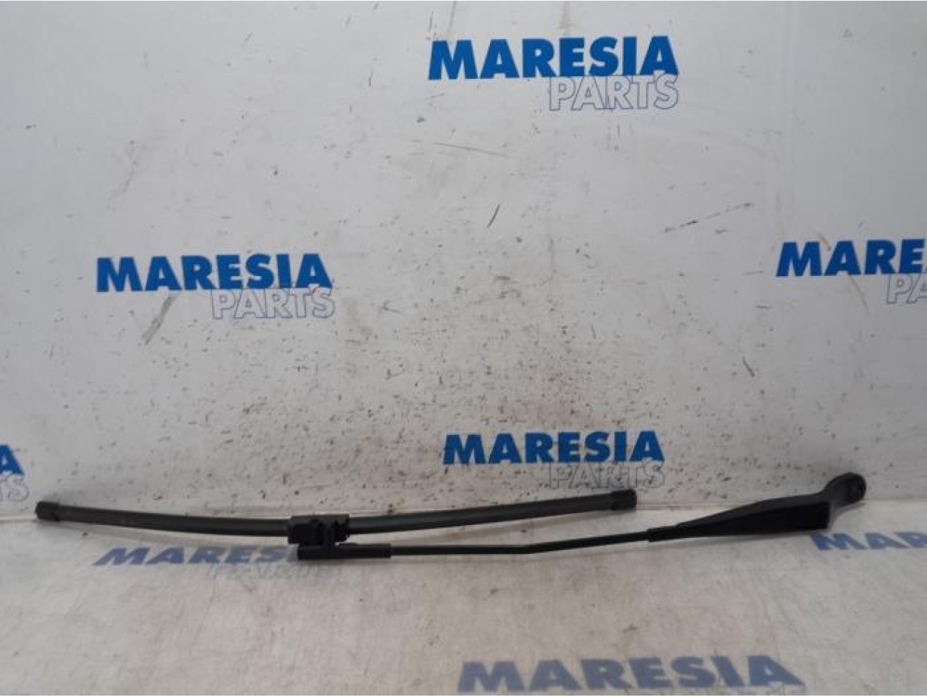 Peugeot - 207 - Front wiper arm