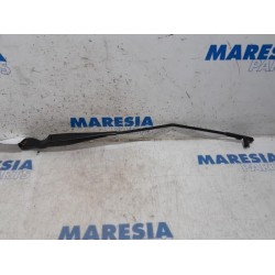Alfa Romeo - 159 - Front wiper arm