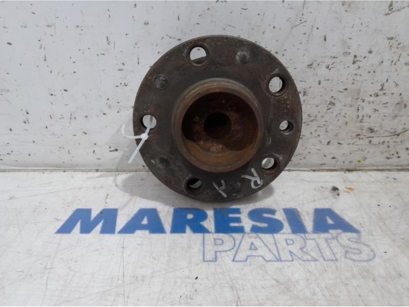 Alfa Romeo - 159 - Rear hub