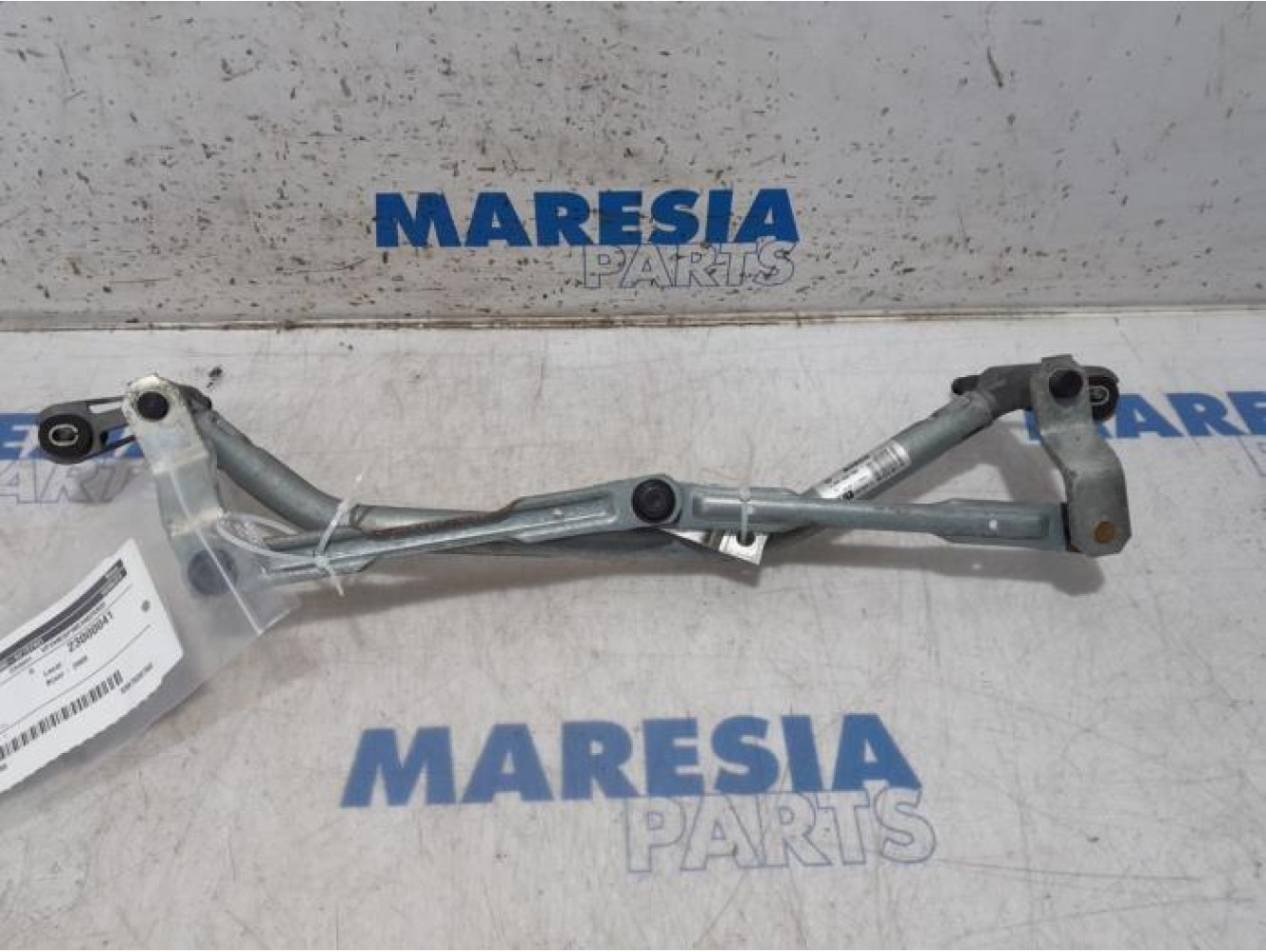 Peugeot - 207 - Wiper mechanism