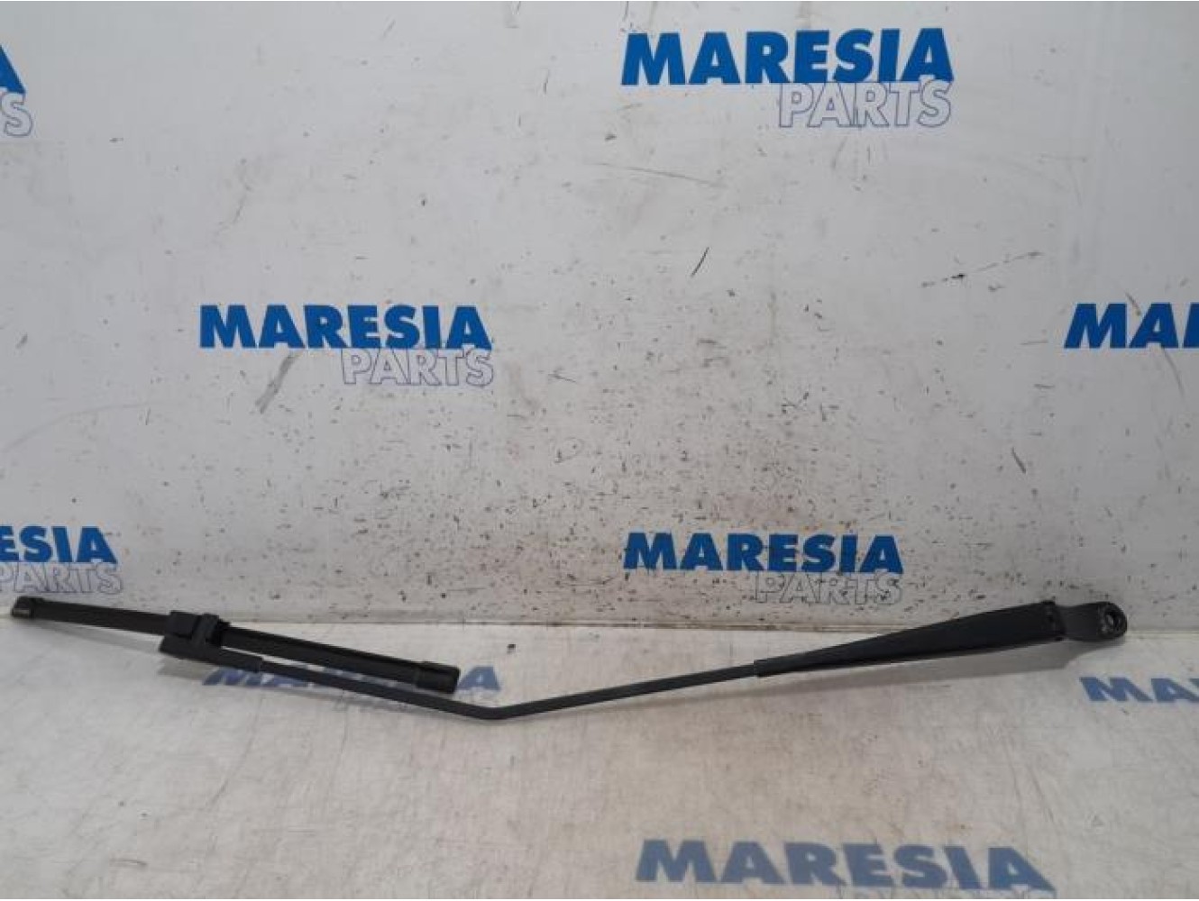 Peugeot - 207 - Front wiper arm