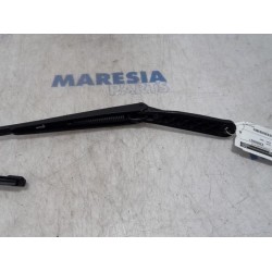 Peugeot - 308 - Front wiper arm