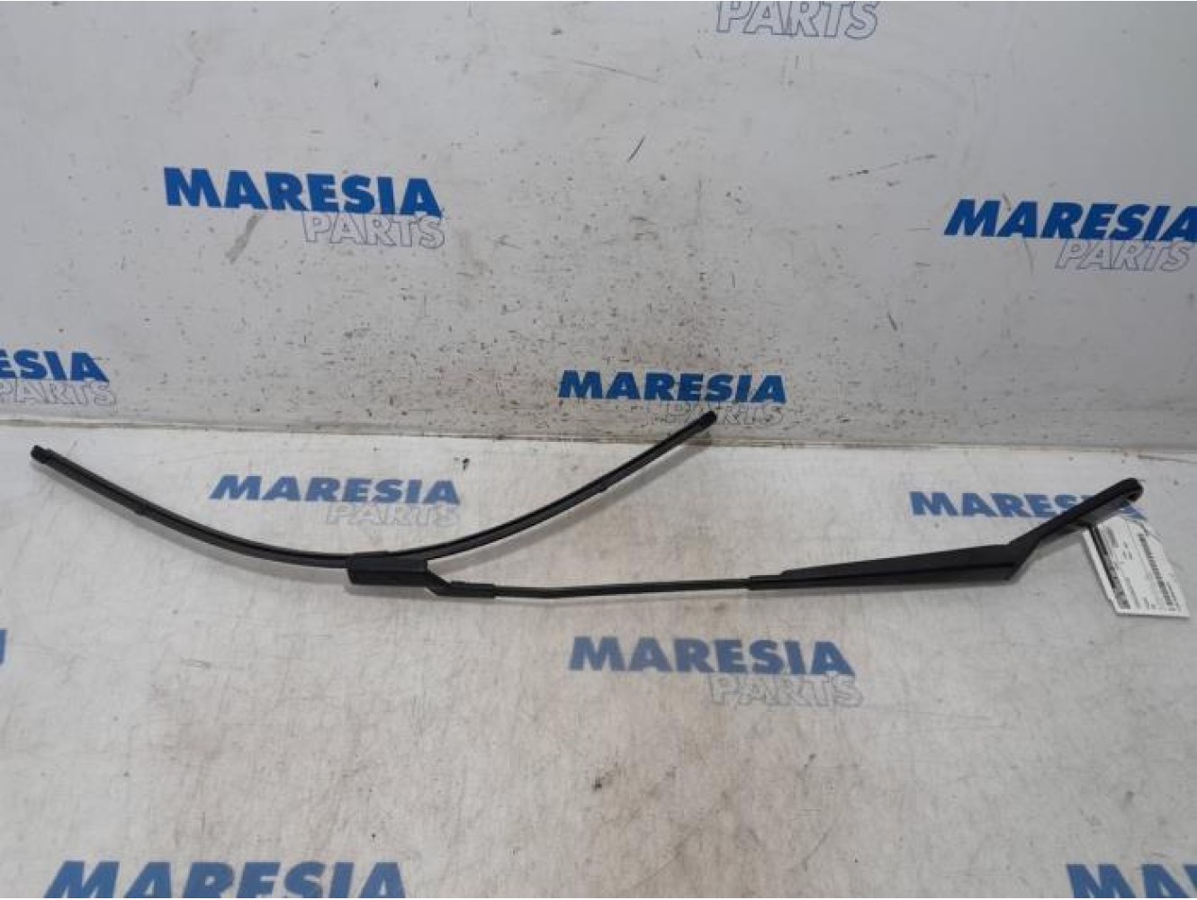 Peugeot - 308 - Front wiper arm