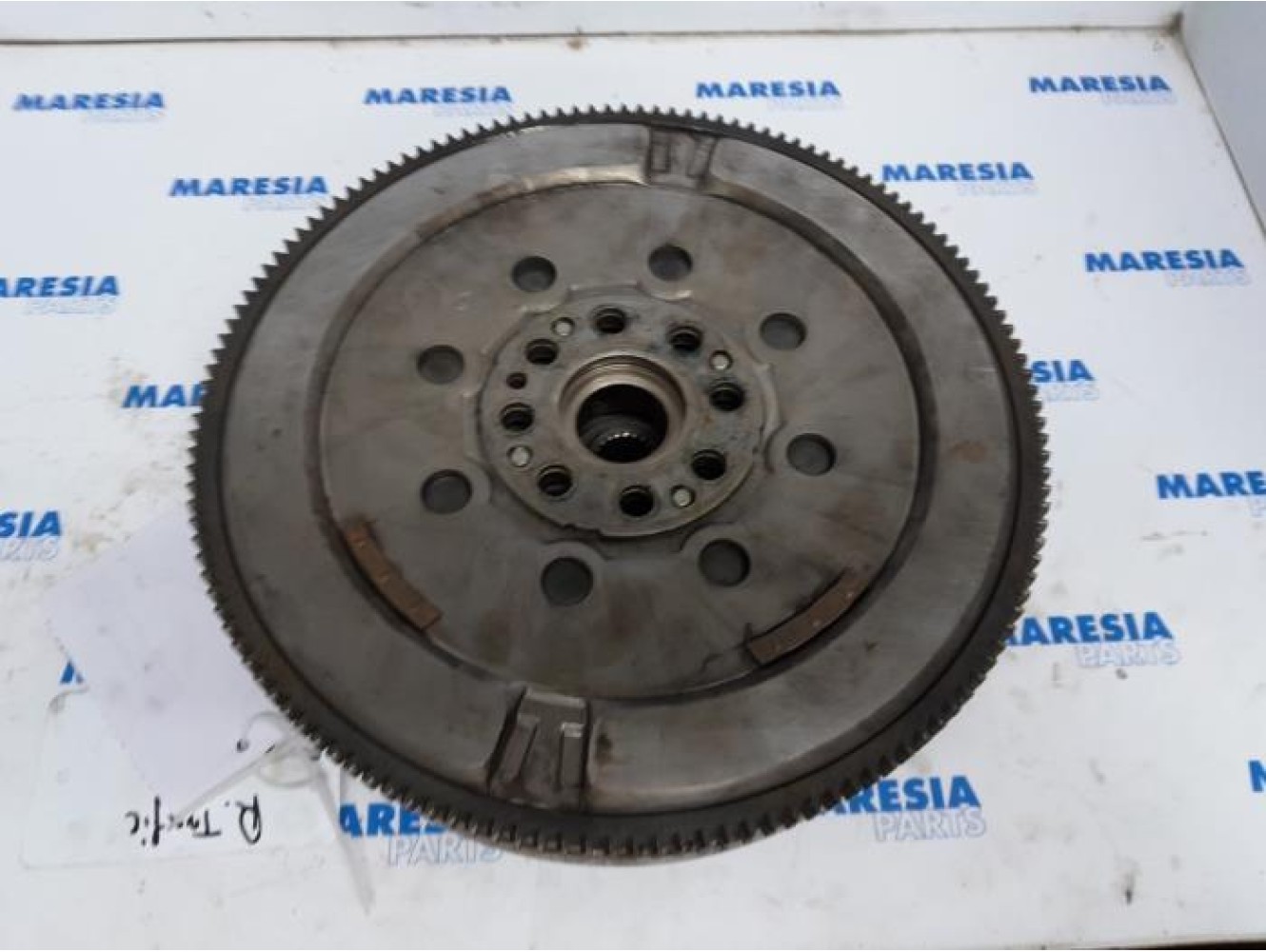 Renault - Trafic - Dual mass flywheel