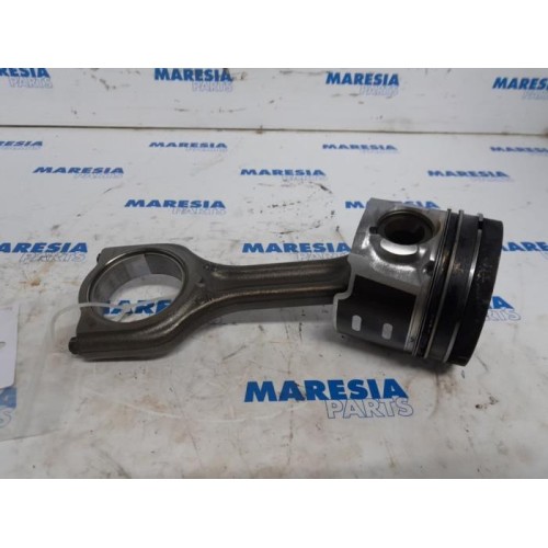 Peugeot - 2008 - Connecting rod