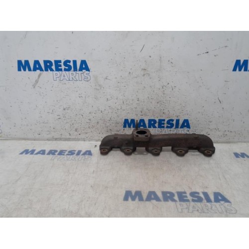 Peugeot - 2008 - Exhaust manifold