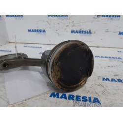 Renault - Megane - Connecting rod
