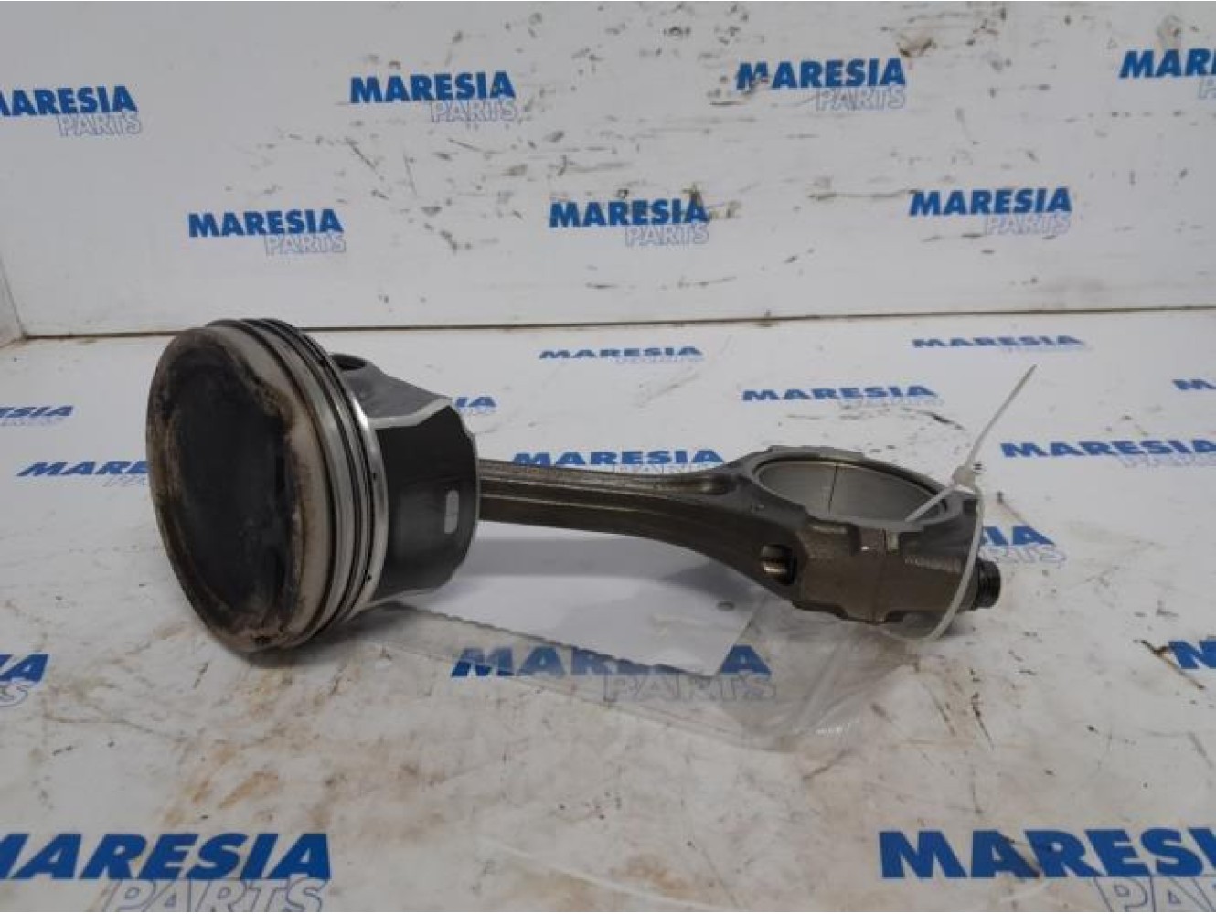 Renault - Megane - Connecting rod