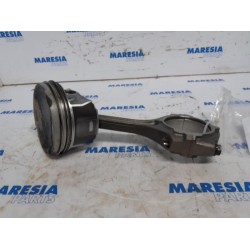 Renault - Megane - Connecting rod