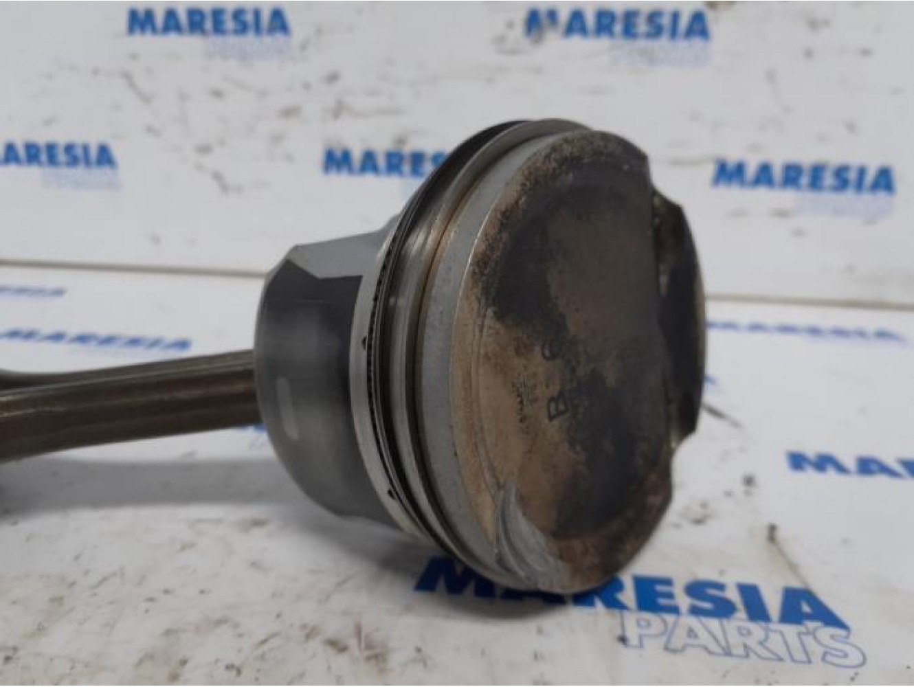 Renault - Megane - Connecting rod