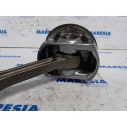 Renault - Megane - Connecting rod