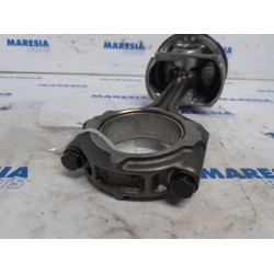 Renault - Megane - Connecting rod