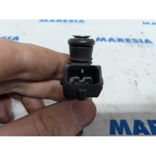 Renault - Megane - Injector (petrol injection)
