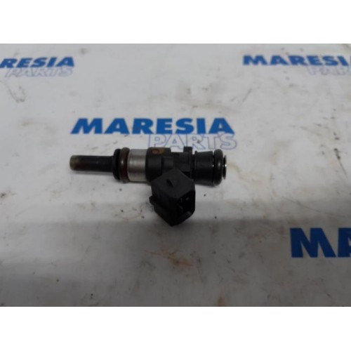 Renault - Megane - Injector (petrol injection)