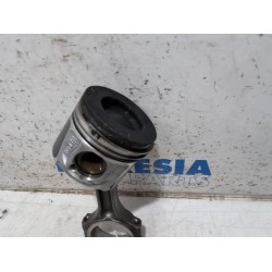 Renault - Trafic - Connecting rod