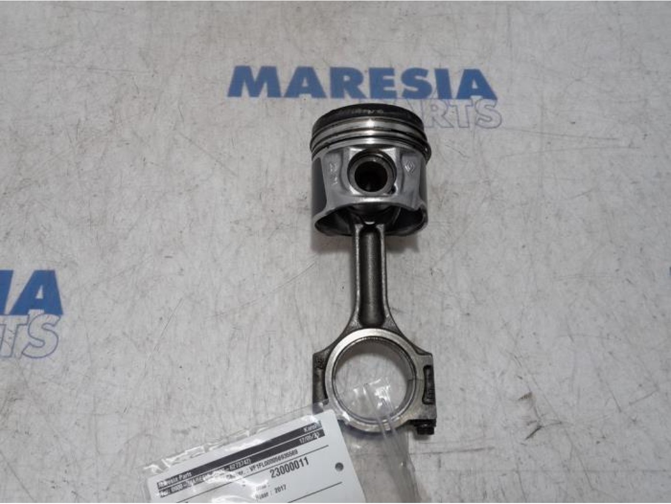 Renault - Trafic - Connecting rod