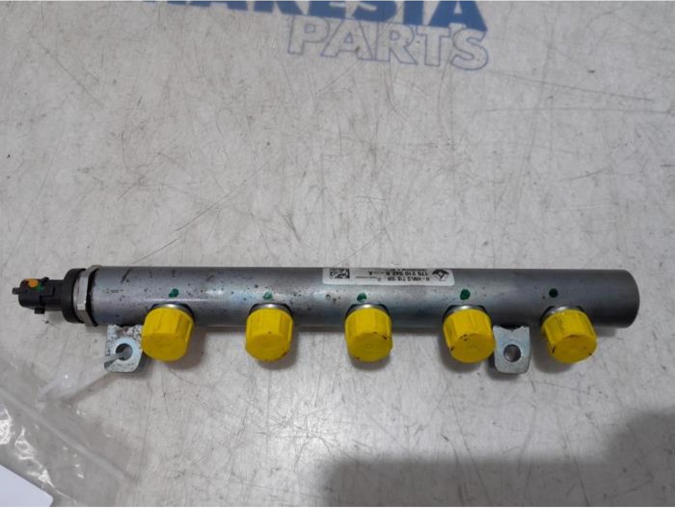 Renault - Trafic - Fuel injector nozzle