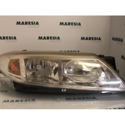 Renault - Laguna - Headlight, right