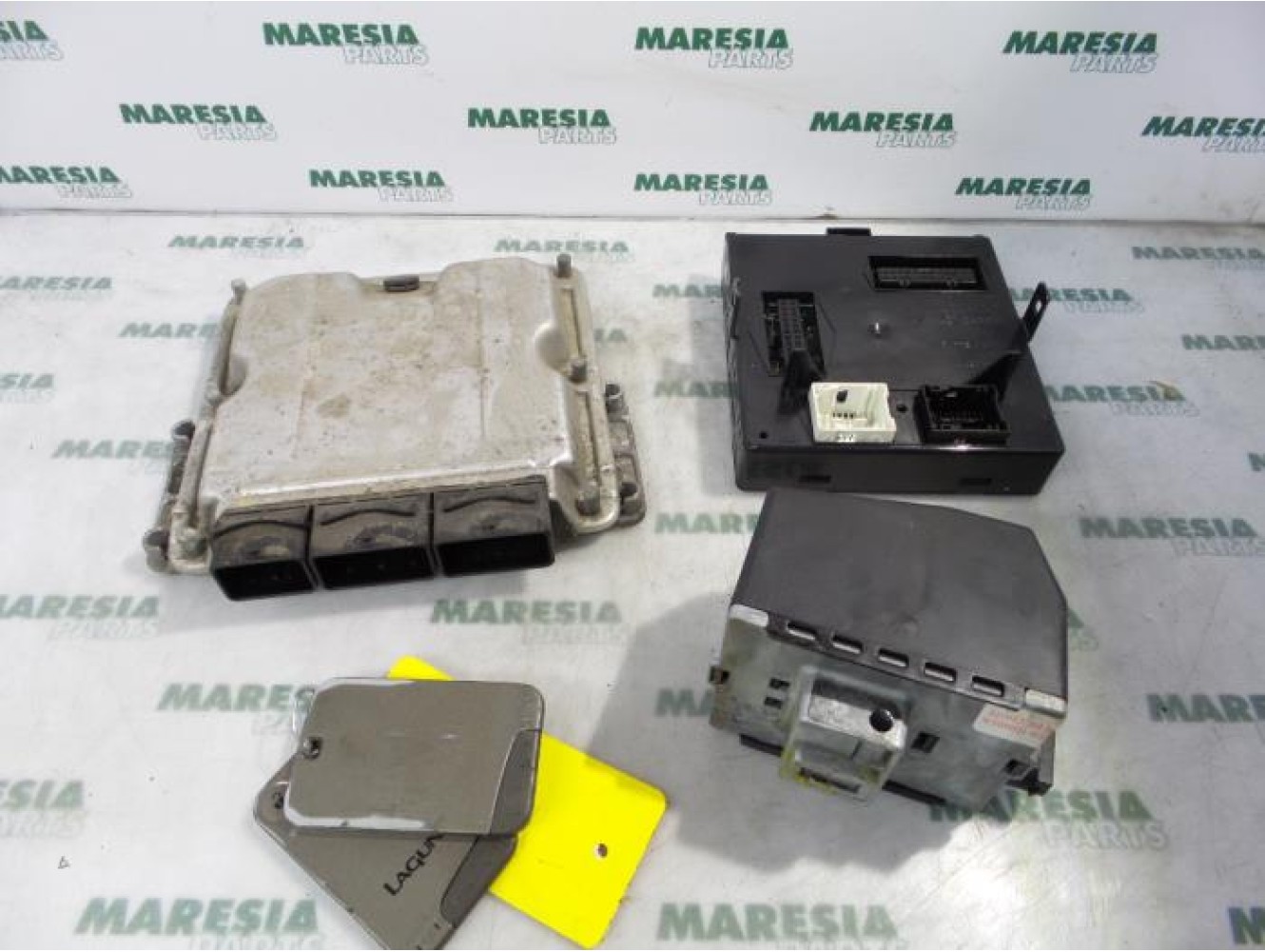 Renault - Laguna - Engine management computer