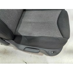 Peugeot - 308 - Sitz rechts
