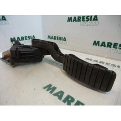 Renault - Laguna - Throttle pedal position sensor