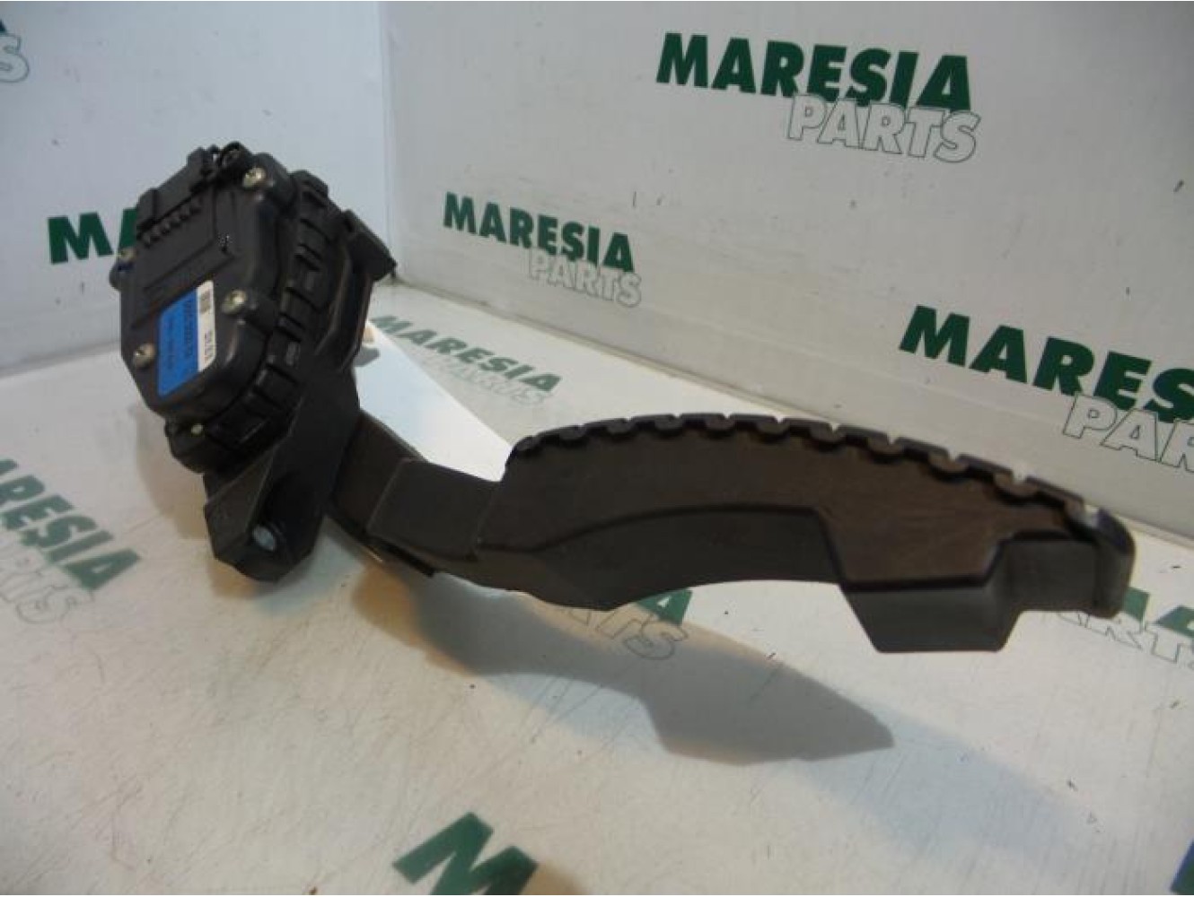 Renault - Laguna - Throttle pedal position sensor