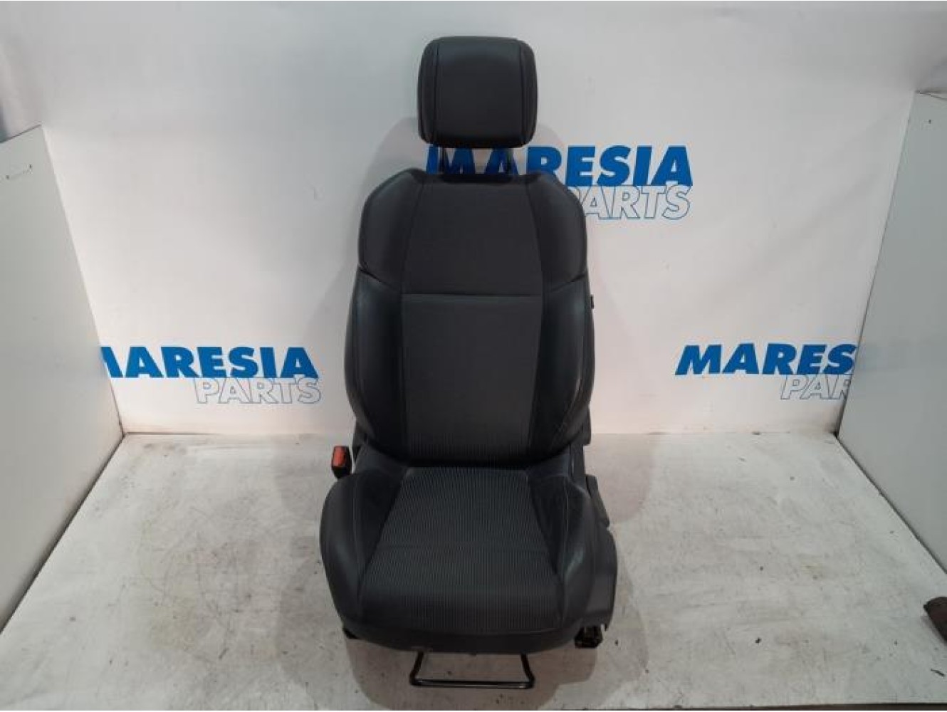 Peugeot - 508 - Stoel links
