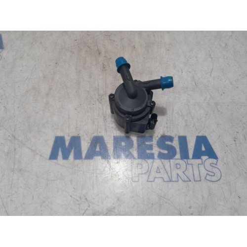 Citroen - C5 - Additional water pump