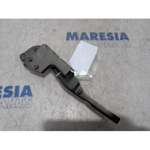 Alfa Romeo - Giulietta - Bonnet Hinge