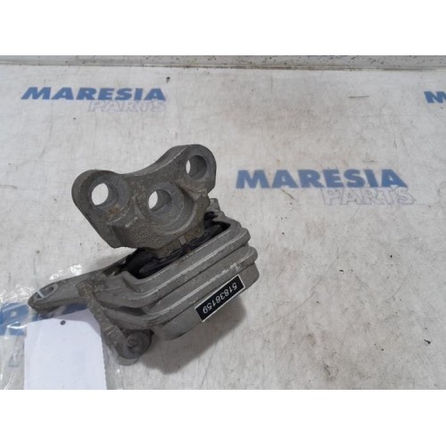 Alfa Romeo - Giulietta - Engine mount