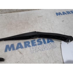 Alfa Romeo - Giulietta - Front wiper arm