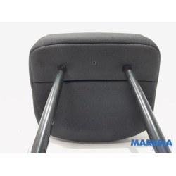 Renault - Captur - Headrest