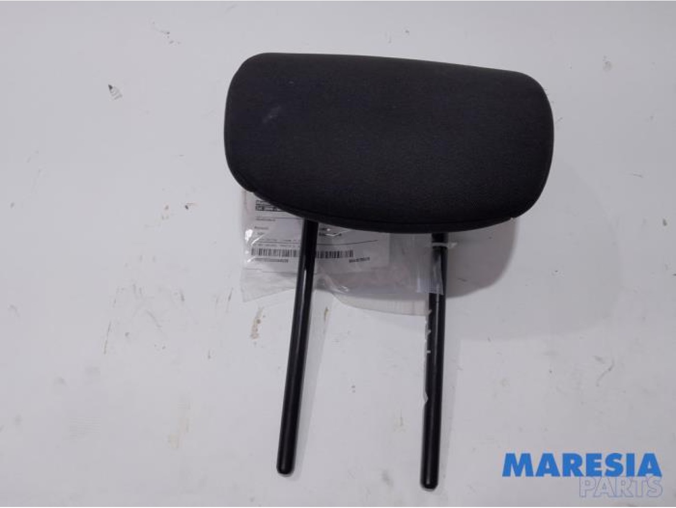 Renault - Captur - Headrest