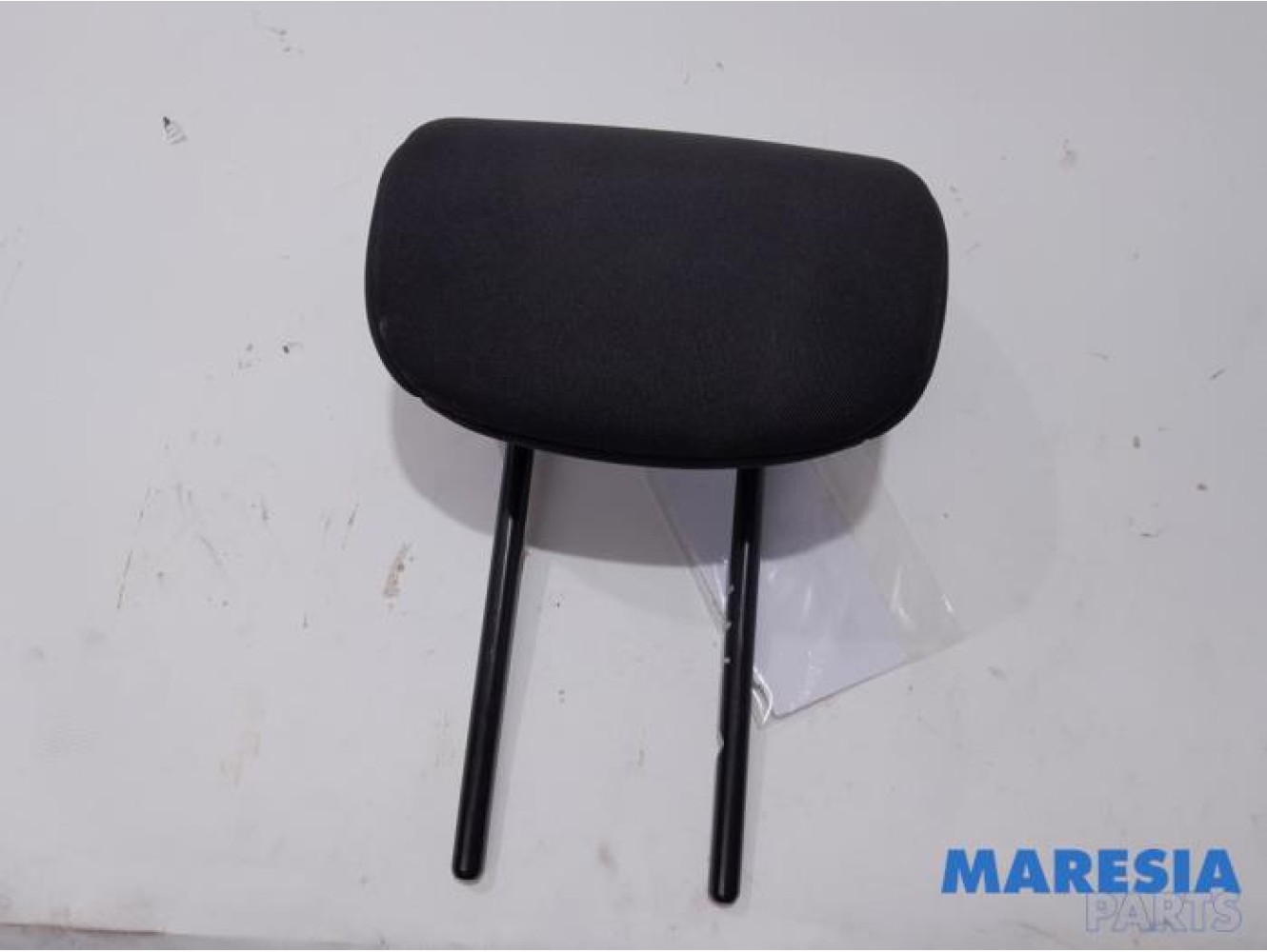 Renault - Captur - Headrest
