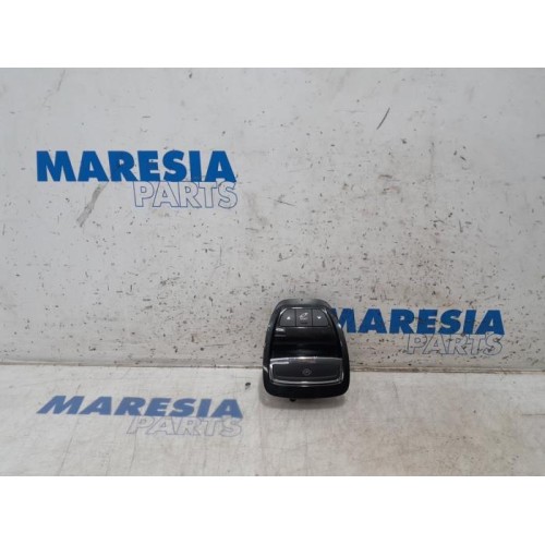 Citroen - C5 - Handbremse Schalter