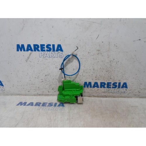 Alfa Romeo - Giulietta - Rear door mechanism 4-door, right