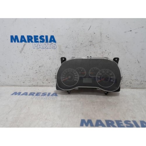 Fiat - Punto Grande - Instrument panel