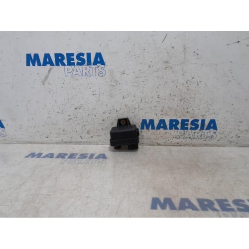 Fiat - Punto Grande - Glow plug relay