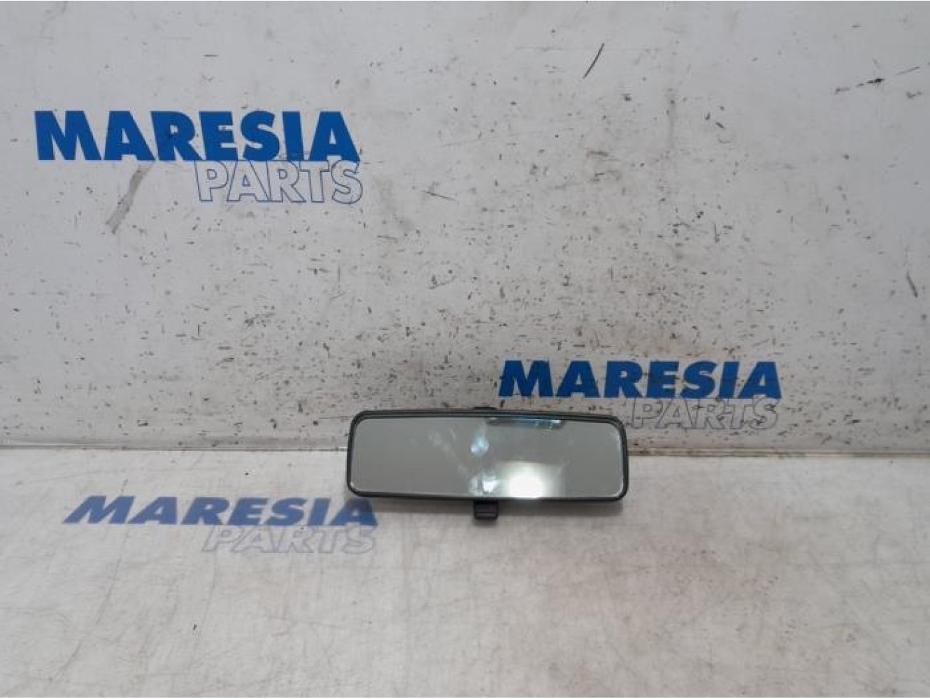 Fiat - Punto Grande - Rear view mirror