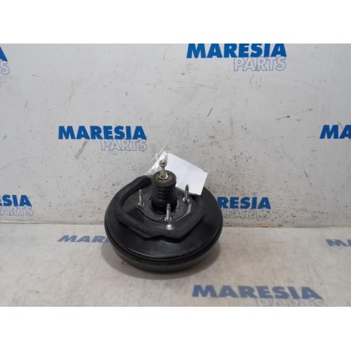 Citroen - DS4 - Brake servo