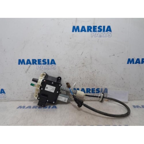Citroen - DS4 - Parking brake mechanism