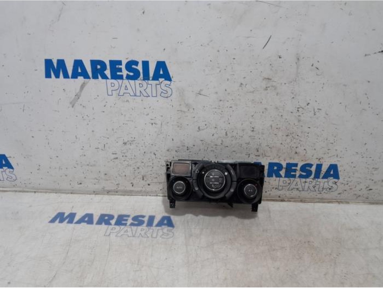 Peugeot - 308 - Heater control panel