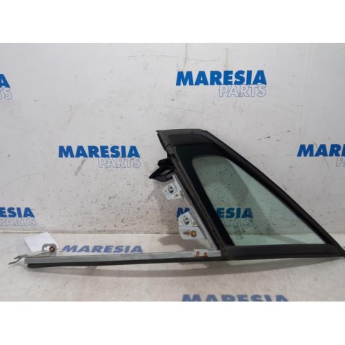 Peugeot - 308 - Quarter light, front left